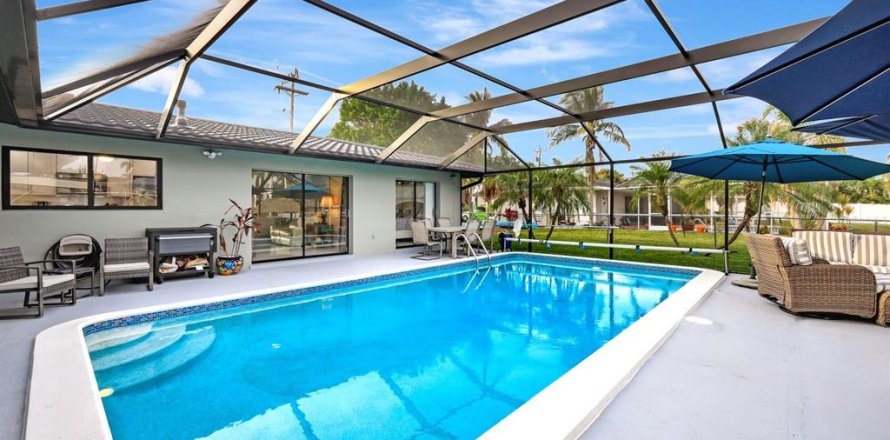Casa en Cape Coral, Florida 4 dormitorios, 170.66 m2 № 2214719