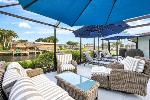 Casa en venta en Cape Coral, Florida, 4 dormitorios, 170.66 m2 № 2214719 - foto 30