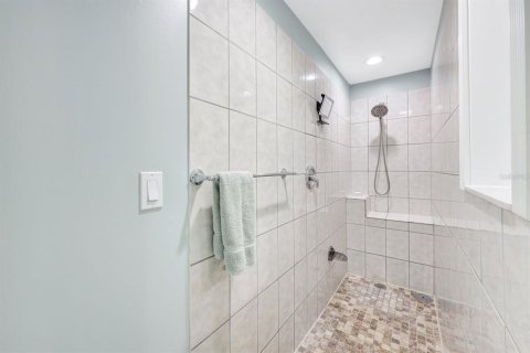 Casa en venta en Cape Coral, Florida, 4 dormitorios, 170.66 m2 № 2214719 - foto 20