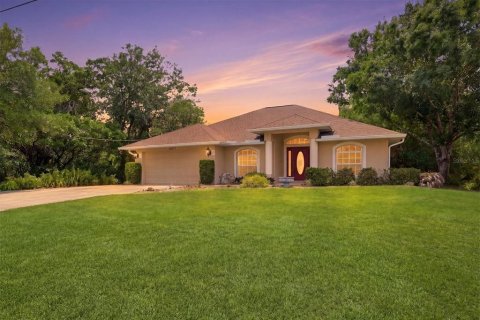 Villa ou maison à North Port, Floride 3 chambres, 145.39 m2 № 2133985