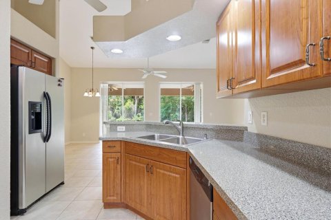 Villa ou maison à vendre à North Port, Floride: 3 chambres, 145.39 m2 № 2133985 - photo 30