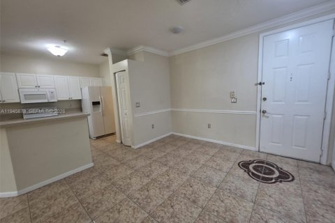 Copropriété à louer à Miramar, Floride: 1 chambre, 72 m2 № 2002152 - photo 7
