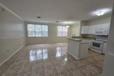 Copropriété à louer à Miramar, Floride: 1 chambre, 72 m2 № 2002152 - photo 12
