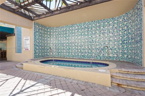 Снять в аренду кондоминиум в Форт-Лодердейл, Флорида 1 спальня, 83.05м2, № 2066899 - фото 23