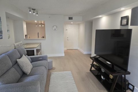 Снять в аренду кондоминиум в Форт-Лодердейл, Флорида 1 спальня, 83.05м2, № 2066899 - фото 12