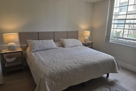 Снять в аренду кондоминиум в Форт-Лодердейл, Флорида 1 спальня, 83.05м2, № 2066899 - фото 15