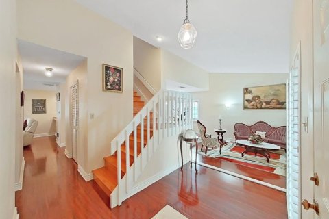 House in Brandon, Florida 4 bedrooms, 207.64 sq.m. № 2199972 - photo 13