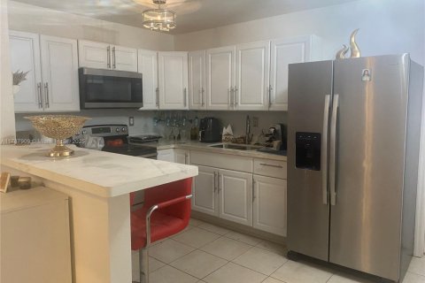 Villa ou maison à vendre à Homestead, Floride: 4 chambres, 119.47 m2 № 1865502 - photo 3