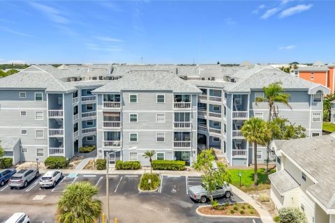 Condo in Saint Petersburg, Florida, 2 bedrooms  № 2364909