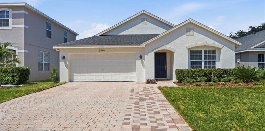 House in Oviedo, Florida 4 bedrooms, 178.37 sq.m. № 2203503