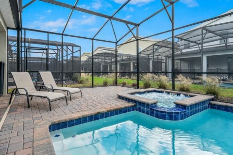Villa ou maison à vendre à Kissimmee, Floride: 8 chambres, 398.46 m2 № 2145008 - photo 5