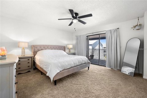 Townhouse in Tierra Verde, Florida 2 bedrooms, 137.03 sq.m. № 2322921 - photo 19