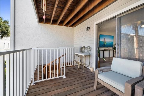 Townhouse in Tierra Verde, Florida 2 bedrooms, 137.03 sq.m. № 2322921 - photo 17