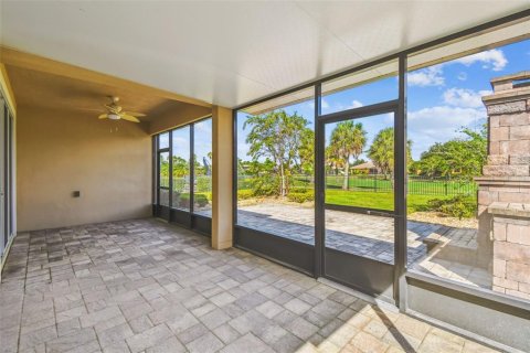 Casa en venta en Kissimmee, Florida, 2 dormitorios, 164.53 m2 № 1904201 - foto 29