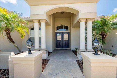 Casa en venta en Land O' Lakes, Florida, 3 dormitorios, 217.02 m2 № 2120315 - foto 3