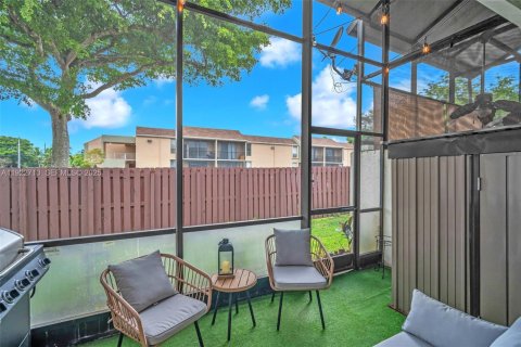 Touwnhouse à vendre à Davie, Floride: 2 chambres, 123.37 m2 № 1977431 - photo 24