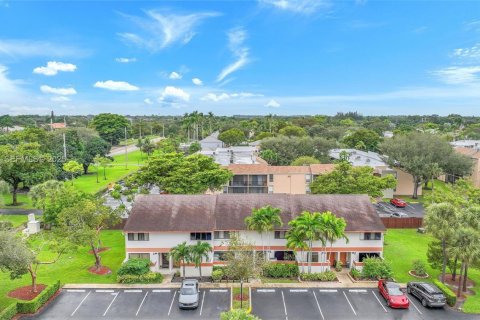 Touwnhouse à vendre à Davie, Floride: 2 chambres, 123.37 m2 № 1977431 - photo 27