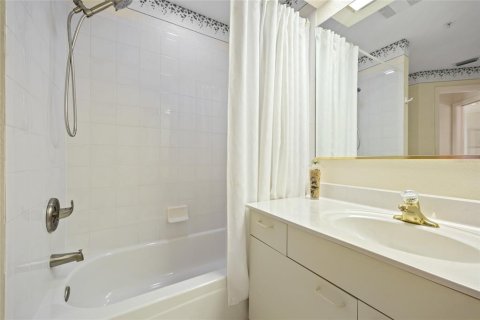 Condo in Punta Gorda, Florida, 3 bedrooms  № 1663299 - photo 23
