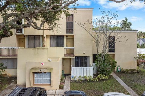 Condominio en venta en Davie, Florida, 2 dormitorios, 114.27 m2 № 2047100 - foto 15