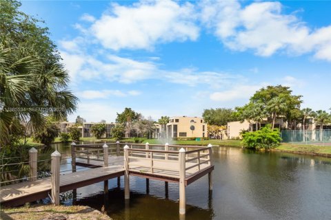 Condominio en venta en Davie, Florida, 2 dormitorios, 114.27 m2 № 2047100 - foto 20