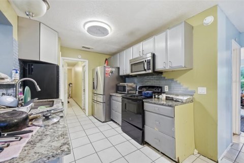 Villa ou maison à vendre à Orlando, Floride: 3 chambres, 161.65 m2 № 2209805 - photo 8