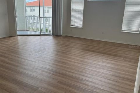 Condominio en alquiler en Orlando, Florida, 2 dormitorios, 98.85 m2 № 1882873 - foto 5