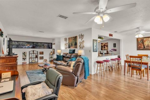 Casa en venta en Lakeland, Florida, 3 dormitorios, 161.65 m2 № 1751001 - foto 11