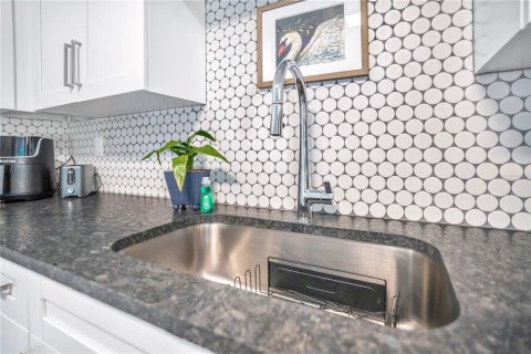 Apartamento en alquiler en Lakeland, Florida, 2 dormitorios, 69.68 m2 № 2239204 - foto 9