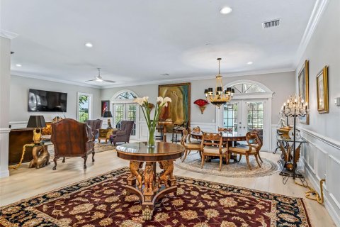 House in The Villages, Florida 3 bedrooms, 257.71 sq.m. № 2223275 - photo 19