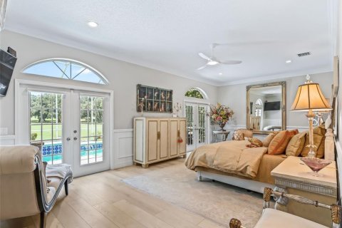 House in The Villages, Florida 3 bedrooms, 257.71 sq.m. № 2223275 - photo 29