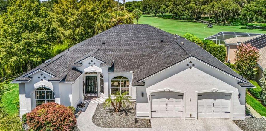 House in The Villages, Florida 3 bedrooms, 257.71 sq.m. № 2223275