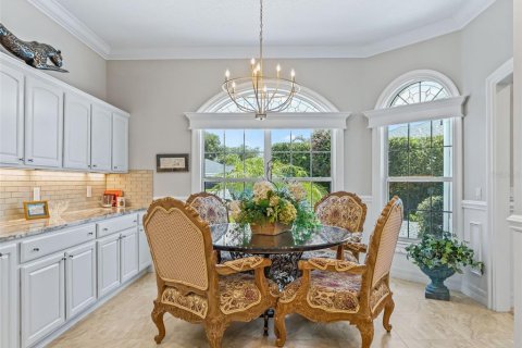 House in The Villages, Florida 3 bedrooms, 257.71 sq.m. № 2223275 - photo 14