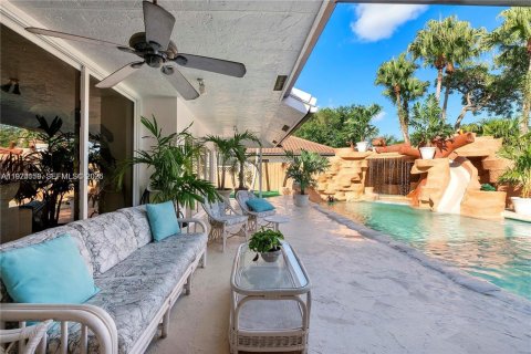 Villa ou maison à vendre à Boca Raton, Floride: 4 chambres, 273.13 m2 № 2041283 - photo 30