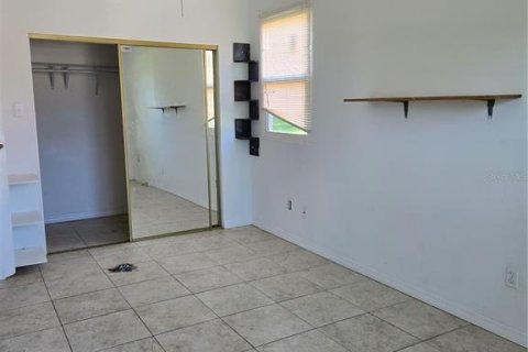 Villa ou maison à louer à Sarasota, Floride: 3 chambres, 102.19 m2 № 2387572 - photo 2