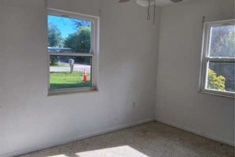 Villa ou maison à louer à Sarasota, Floride: 3 chambres, 102.19 m2 № 2387572 - photo 5