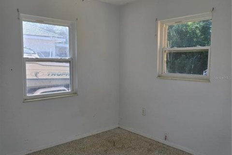 Villa ou maison à louer à Sarasota, Floride: 3 chambres, 102.19 m2 № 2387572 - photo 4