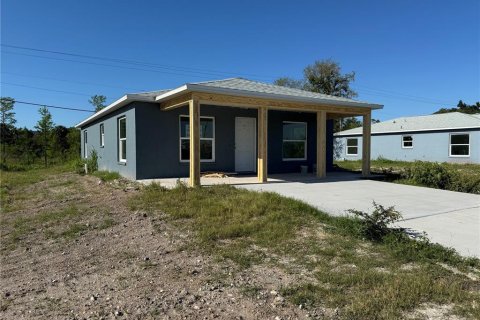House in Bradenton, Florida 3 bedrooms, 114.46 sq.m. № 1725622 - photo 1