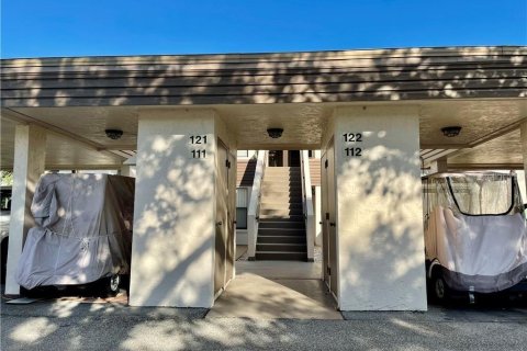 Condo in Fort Myers, Florida, 2 bedrooms  № 1918990 - photo 1