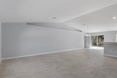 Casa en venta en Weeki Wachee, Florida, 3 dormitorios, 171.87 m2 № 1886188 - foto 6