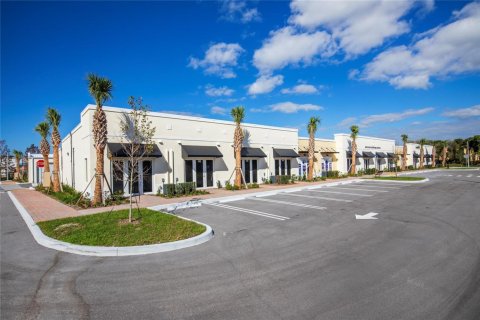 Commercial property in Port St. Lucie, Florida № 2179536