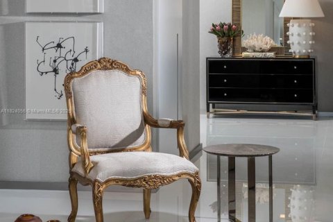 Copropriété à vendre à Bal Harbour, Floride: 2 chambres, 199.55 m2 № 2035620 - photo 5