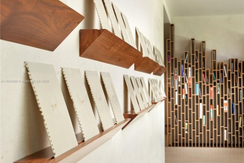 Copropriété à vendre à Bal Harbour, Floride: 2 chambres, 199.55 m2 № 2035620 - photo 29