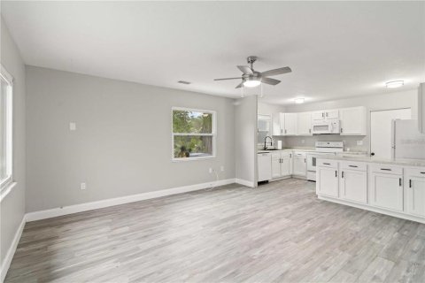 Casa en venta en Sarasota, Florida, 2 dormitorios, 66.89 m2 № 1638196 - foto 5