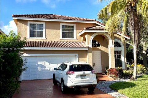 Villa ou maison à vendre à Coral Springs, Floride: 4 chambres, 190.26 m2 № 1994741 - photo 1