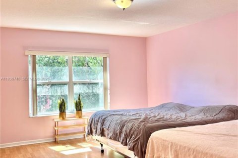 Villa ou maison à vendre à Coral Springs, Floride: 4 chambres, 190.26 m2 № 1994741 - photo 11