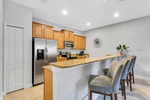 Adosado en venta en Kissimmee, Florida, 4 dormitorios, 176.7 m2 № 2221919 - foto 4