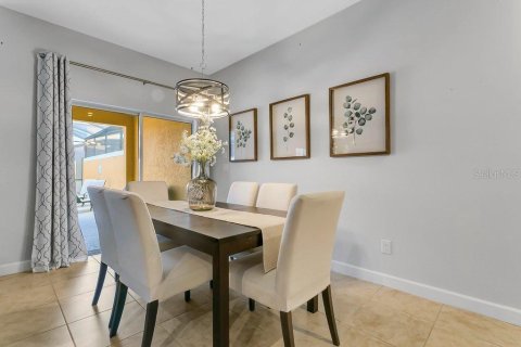 Adosado en venta en Kissimmee, Florida, 4 dormitorios, 176.7 m2 № 2221919 - foto 6