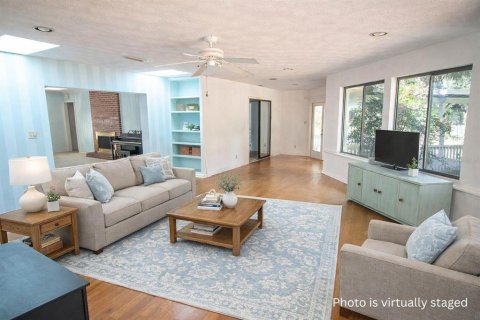 Casa en venta en Melrose, Florida, 3 dormitorios, 227.15 m2 № 2123559 - foto 3
