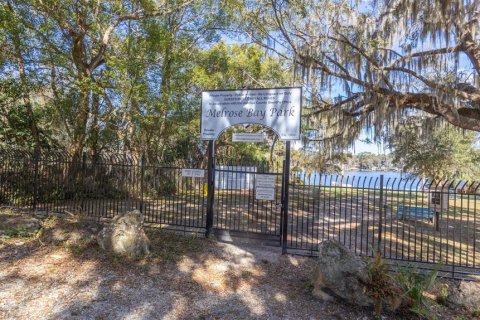 Casa en venta en Melrose, Florida, 3 dormitorios, 227.15 m2 № 2123559 - foto 10