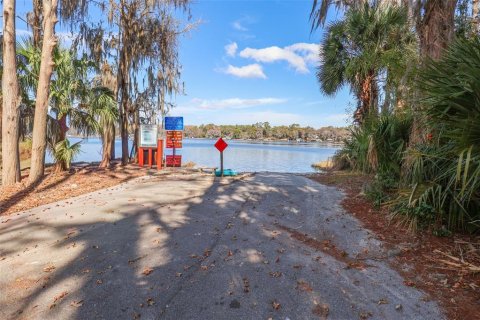 Casa en venta en Melrose, Florida, 3 dormitorios, 227.15 m2 № 2123559 - foto 16
